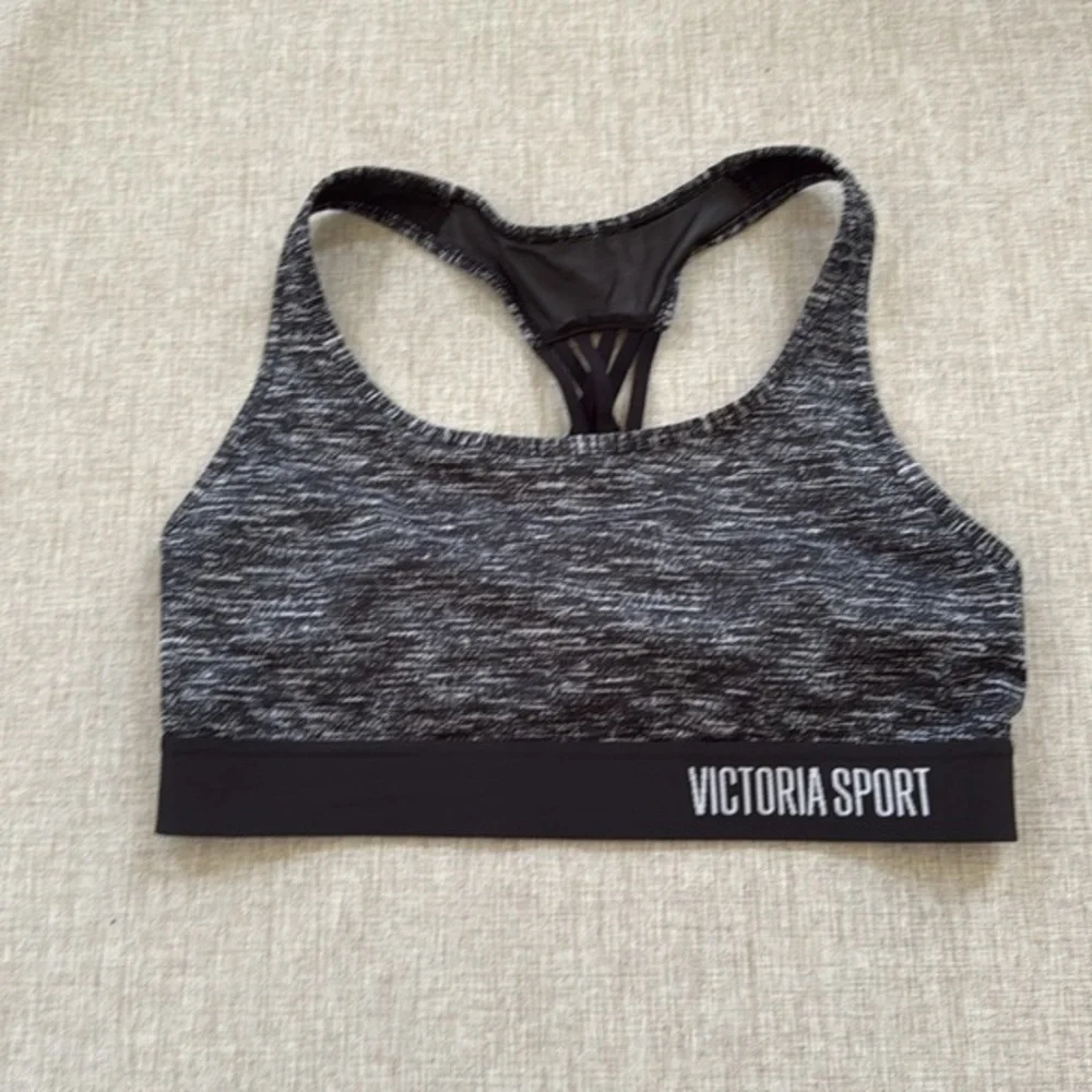 Victorias Secret Sport Bra The Player Racerback‎ black strappy gym Medium